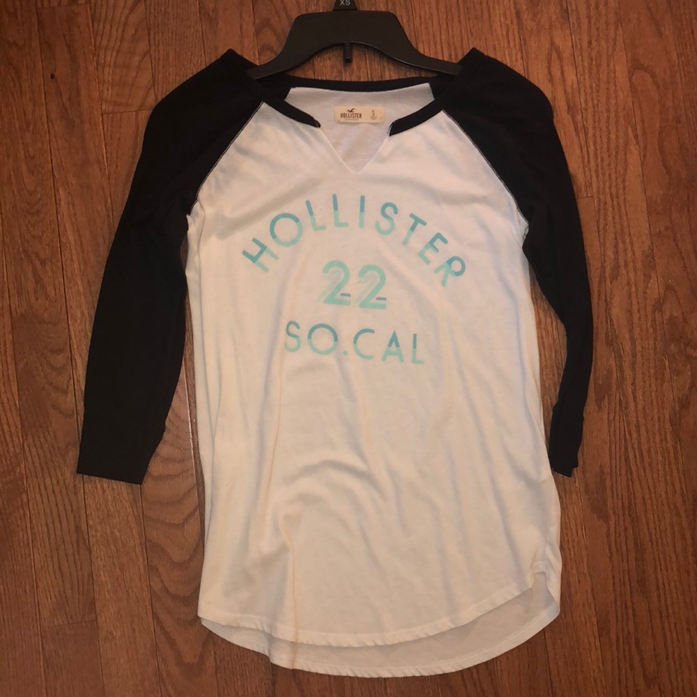 Hollister Baseball tee